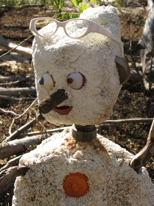 Figure with glasses on head, 11/09