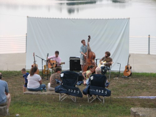 Bernheim band and screen, 8/2010