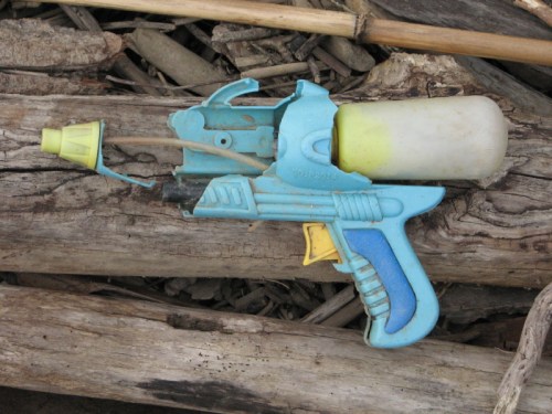 broken water pistol