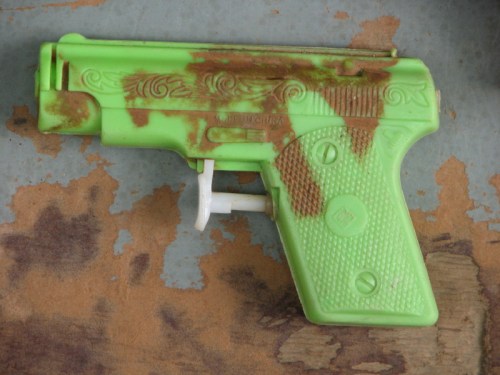 green water pistol