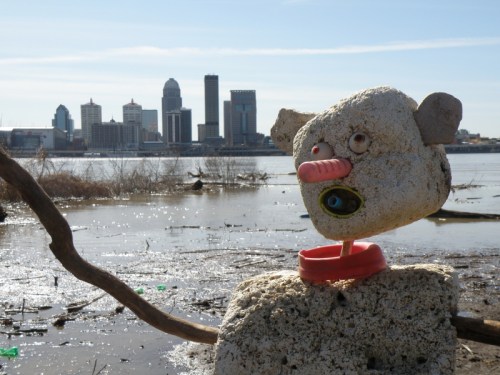 Skyliner with the City of Louisville behind him, Falls of the Ohio, Feb. 2014
