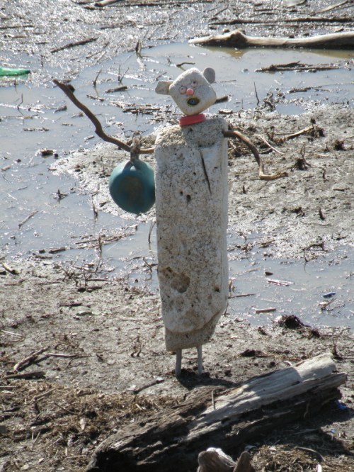 Skyliner on the Ohio River's edge, Feb. 2014