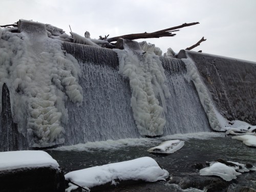 Ice formations on the dam's wall, Feb. 2015