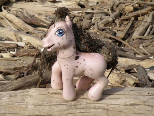 Pale Pink horse toy with brushable hair, Falls of the Ohio