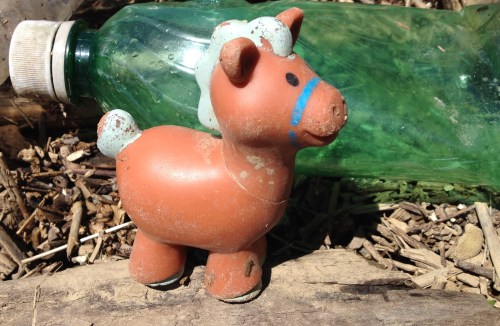 Brown plastic horse, Falls of the Ohio, April 2015