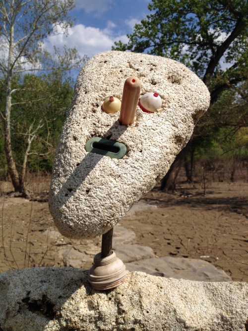 Bemoaning Figure, detail of the head, Falls of the Ohio, May 2015