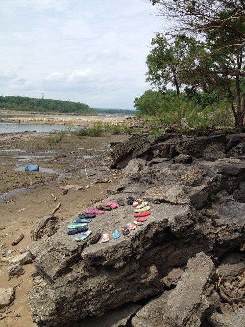 Colorful flip flop oval at the Falls of the Ohio, May 2015