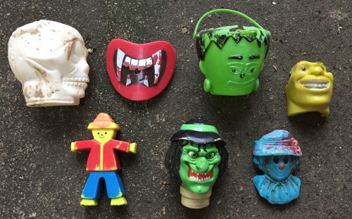 Various plastic toy novelties, Falls of the Ohio, 2015