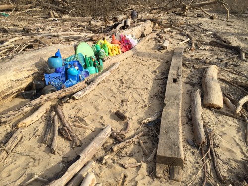 Western Park Plastic Rainbow, Falls of the Ohio, Jan. 30, 2016