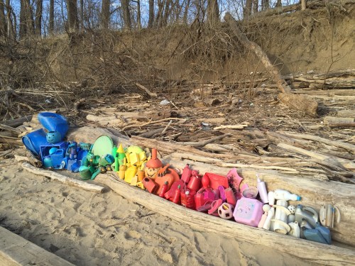 Western park plastic arrangement, Jan. 30, 2016